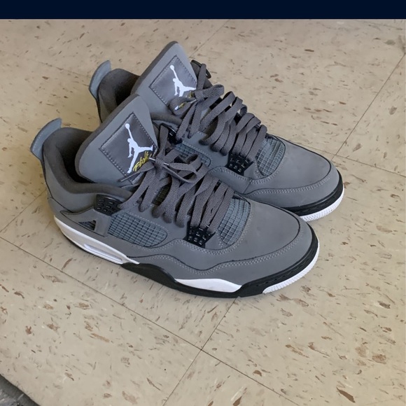 Jordans - Picture 2 of 4